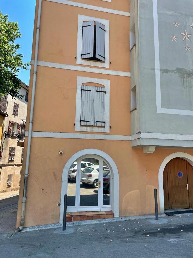 Draguignan, centre ville wifi jolie deco Extérieur photo